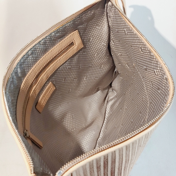 Tru Trussardi blush leather fringed pochette, NWT - Picture 5 of 11